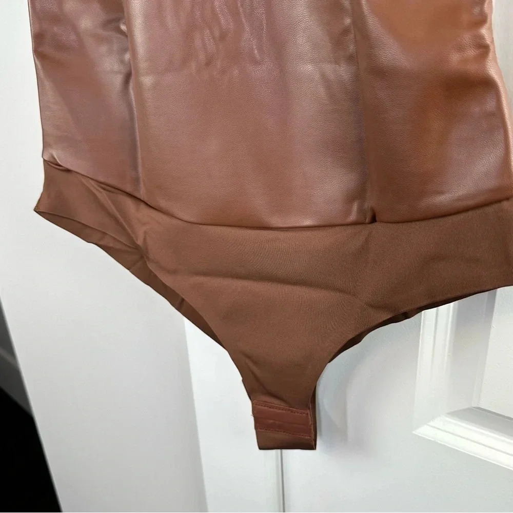 NEW Pinsy Shapewear Brown Faux Leather Bodysuit XL NWT Minimalist Neutral - Picture 8 of 9
